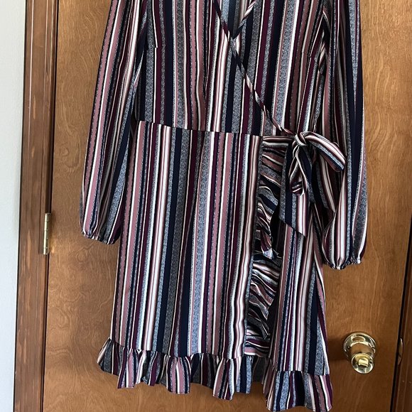 Womens Dress Juniors Large Wrap Mini Striped Long Sleeve V-Neck Navy Berry Teens - Picture 3 of 7